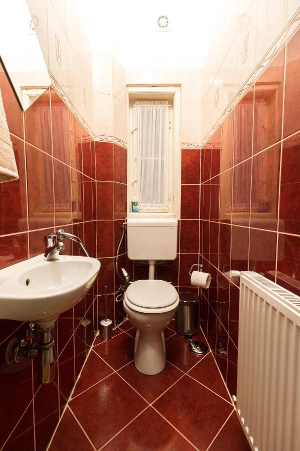 Beautiful Spacious Three-Room Suite Close To Buda Castle Budapest Exterior photo